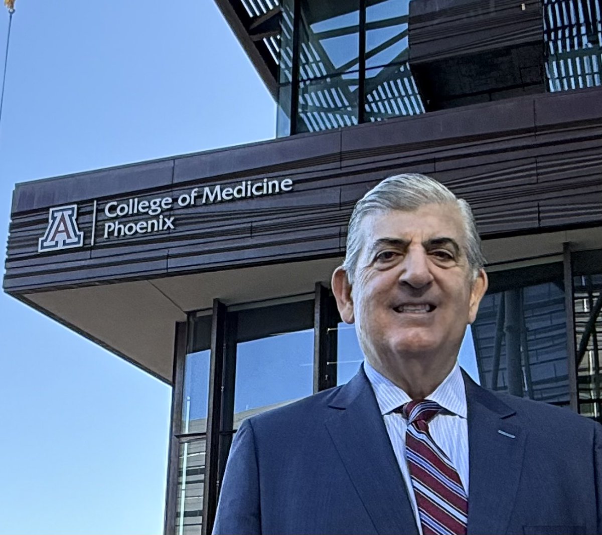 First day as Chairman of Neurosurgery at the University of Arizona Phoenix College of Medicone and Physician Executive for Neurosciences at Banner Health!!!  Banner/UA is an amazing partnership between a hospital system and an academic enterprise.