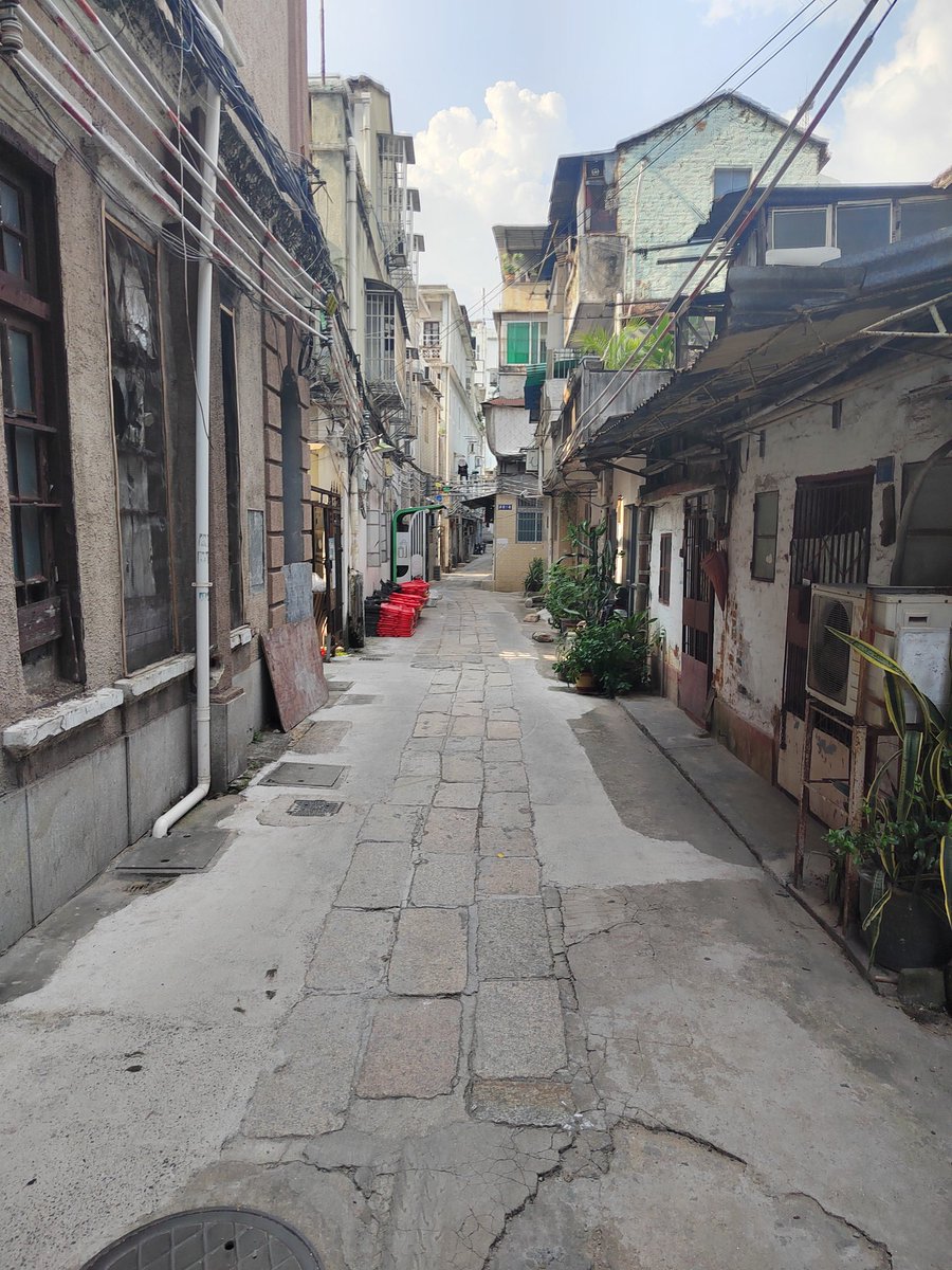 zKronO2's tweet photo. 古い感じ https://t.co/TuNGwKowwY