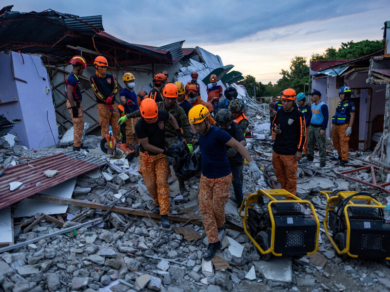 BrunoRguezP's tweet image. Lamentamos las víctimas y daños provocados por terremoto ocurrido en #Filipinas.

Expresamos nuestras sentidas condolencias al Gobierno y pueblo de ese país asiático, las que extendemos a los familiares y allegados de las víctimas.