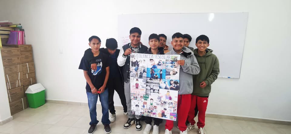 En el TBC 164, San Juan Cote, los estudiantes unieron el arte y la creatividad para recordarnos un mensaje poderoso: la importancia del deporte, de cuidar nuestra salud y de vivir con hábitos sanos. En TBC sembramos conciencia,  y compromiso en cada acción.