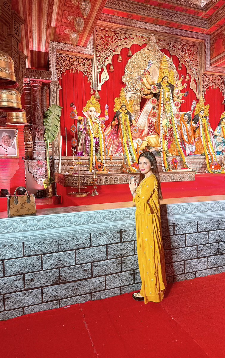 AnusmritiSarkar's tweet image. May Maa Durga bless us with strength, wisdom .property and peace 💓🧿🙏🙏🙏

#jaimaadurga #JaiMataDi