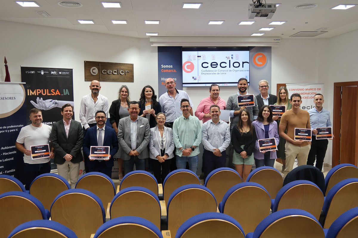 CECLOR_'s tweet photo. 🚀 Hoy hemos celebrado los Premios IMPULSA 2024/2025, un concurso de emprendedores que reconoce la participación de proyectos empresariales en nuestro programa de emprendimiento

👏 @astroversia se ha alzado con el premio a mejor idea emprendedora de las ediciones de 2024 y 2025 https://t.co/Ygm1ebrFp7