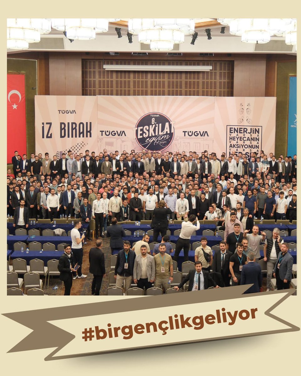 Bir gençlik geliyor; davasıyla, inancıyla, şuuruyla☝🏻️ #birgençlikgeliyor