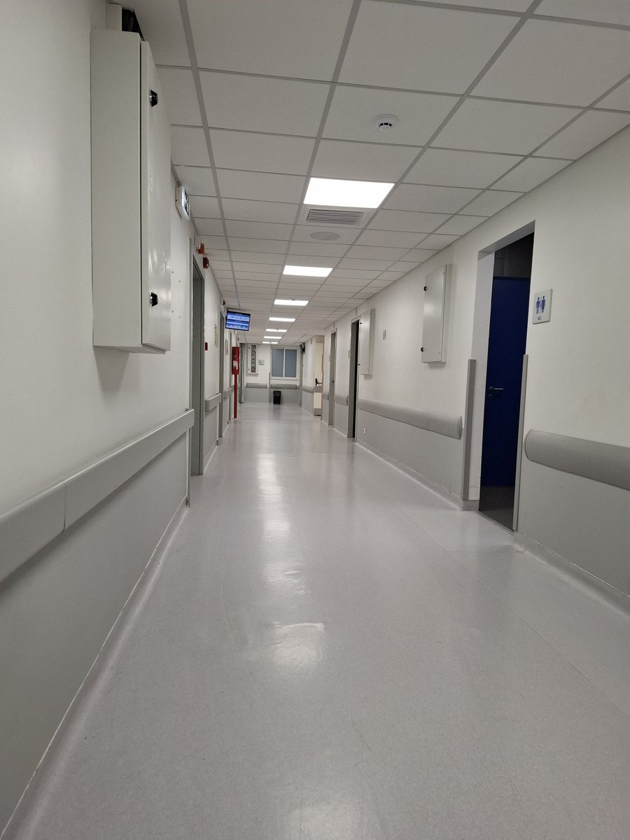 Κι όμως είναι το ΚΑΤ! Χρειάστηκε να πάω σήμερα στα επείγοντα για μια μικρή περιπέτεια οικείου μου. Πηγαίναμε με τη γνωστή επιφυλακτικότητα του γκρινιάρη Έλληνα και τελικά μείναμε έκπληκτοι τόσο από τους χώρους όσο και από την οργάνωση! ΕΣΥ respect <a href="/AdonisGeorgiadi/">Άδωνις Γεωργιάδης</a>