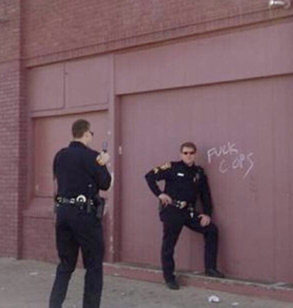 I just gotta #DiscoElysium