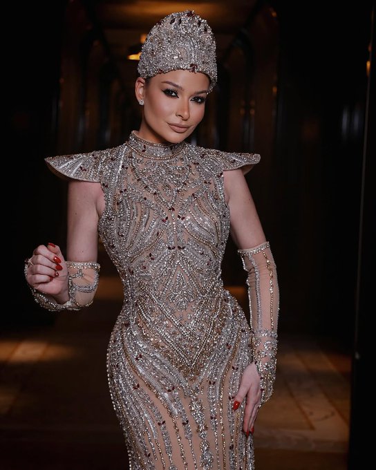 باميلا الكيك ل "هي": مسلسل آسر محطة فارقة في مسيرتي.. وإطلالاتي تحمل توقيعي دومًا. تابعوا الحوار الكامل 