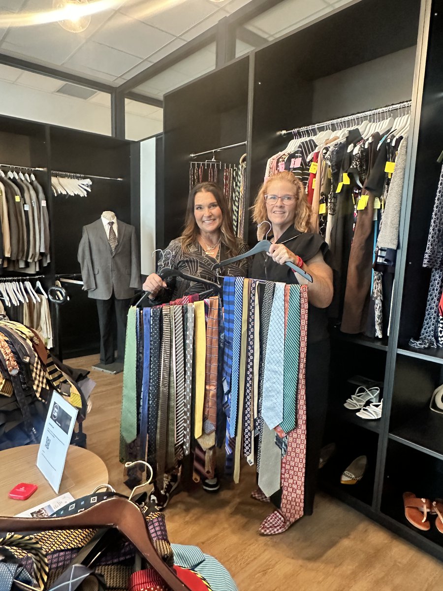WKUGordonFord's tweet photo. Look at all those ties! Big thanks to Shawn Parker & Deborah Renshaw-Parker for donating to our Suited for Success Closet. Because of community support, GFCB students get one free professional outfit each semester to build their career wardrobe.#SuitedForSuccess #homeinthechan https://t.co/iWEiKgVlnM