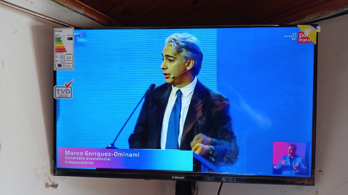 Meugeniac20's tweet photo. Con @marcoporchile tener acceso a internet será un derecho y no un privilegio.
#MarcoPaisDigital
#SummitFPD https://t.co/DLcHMygVuR