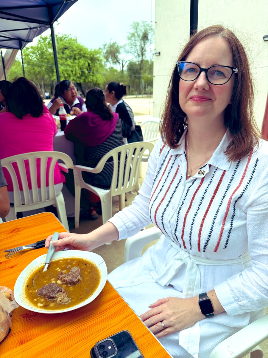Hoy probé por primera vez el jopará 🥣para espantar a Karai Octubre, el espíritu del hambre. 

Tradición que mezcla sabor y leyenda 😋 🇵🇾