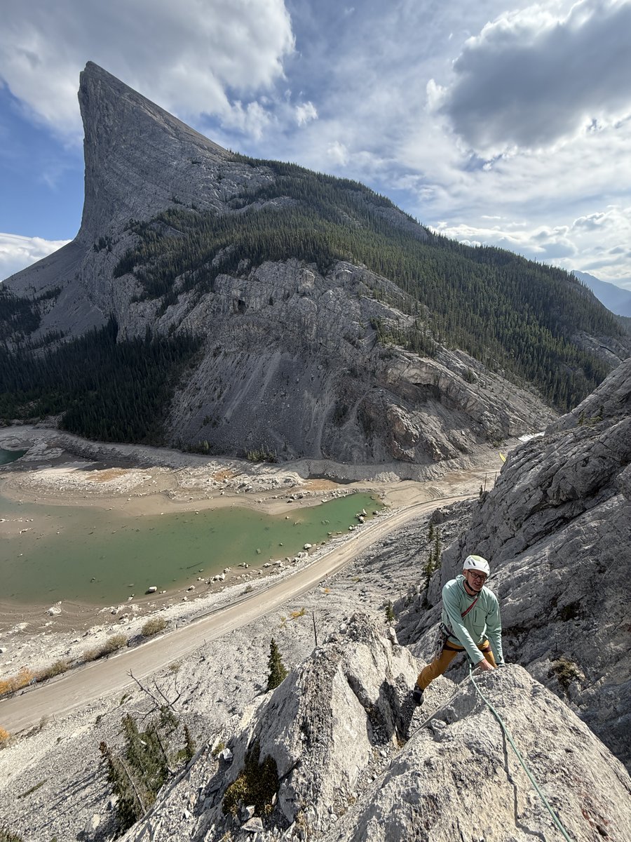 Life on the road as a Metolius sales rep, Eddie enjoying some chossy Alberta limestone with spectacular views of the Rockies. #vanlife #metoliusemployee
