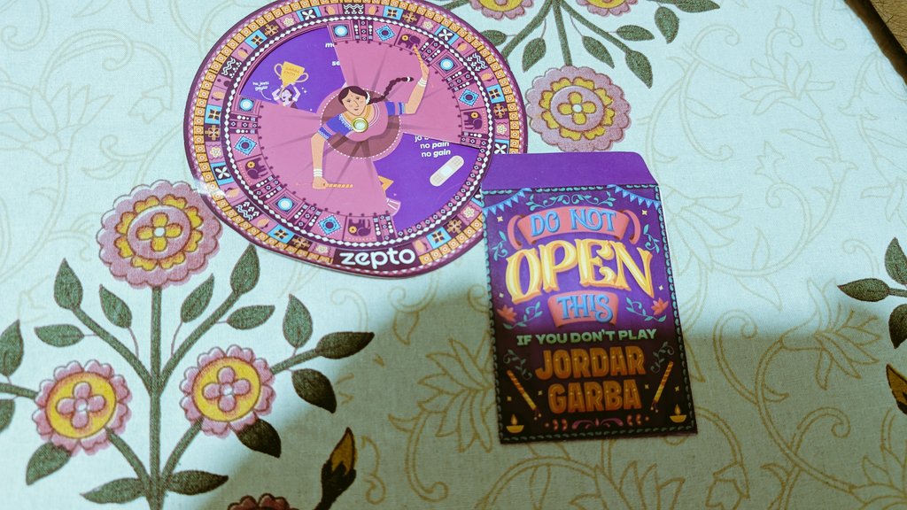 nishishah161's tweet photo. Just received this! 
Amazing how it has brought a smile on our faces 😄
Such connection with customers at a local level is really appreciable. Kudos to the team who thought of this!! 🤯 ❤️❤️

@ZeptoNow 
@zeptocares https://t.co/PkgnVUe3Vh