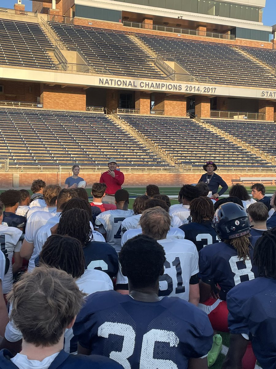 Allen Eagles Football ⭐️⭐️⭐️⭐️⭐️ tweet media