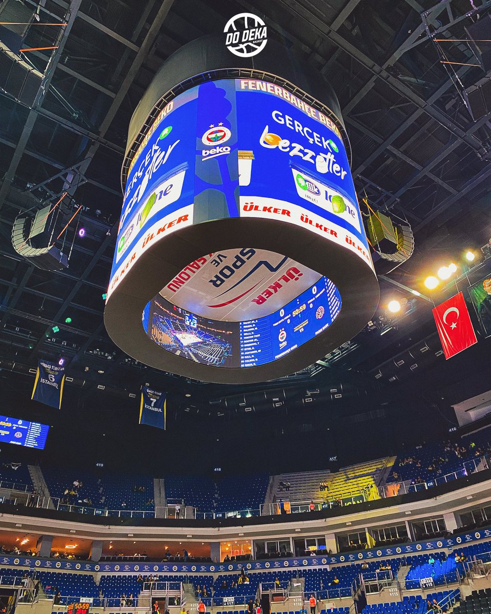 FFTVofficial's tweet image. Fenerbahçe Beko, yenilenen dev ekranıyla sezona hazır.