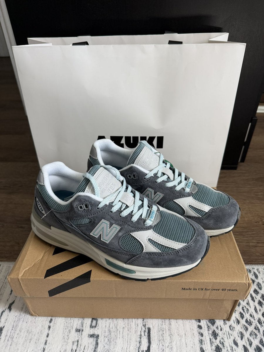 Just got these - can I get your approval as Azuki’s head of community / drip? <a href="/dgtlemissions/">•ᴅɢᴛʟ•⛩️</a>