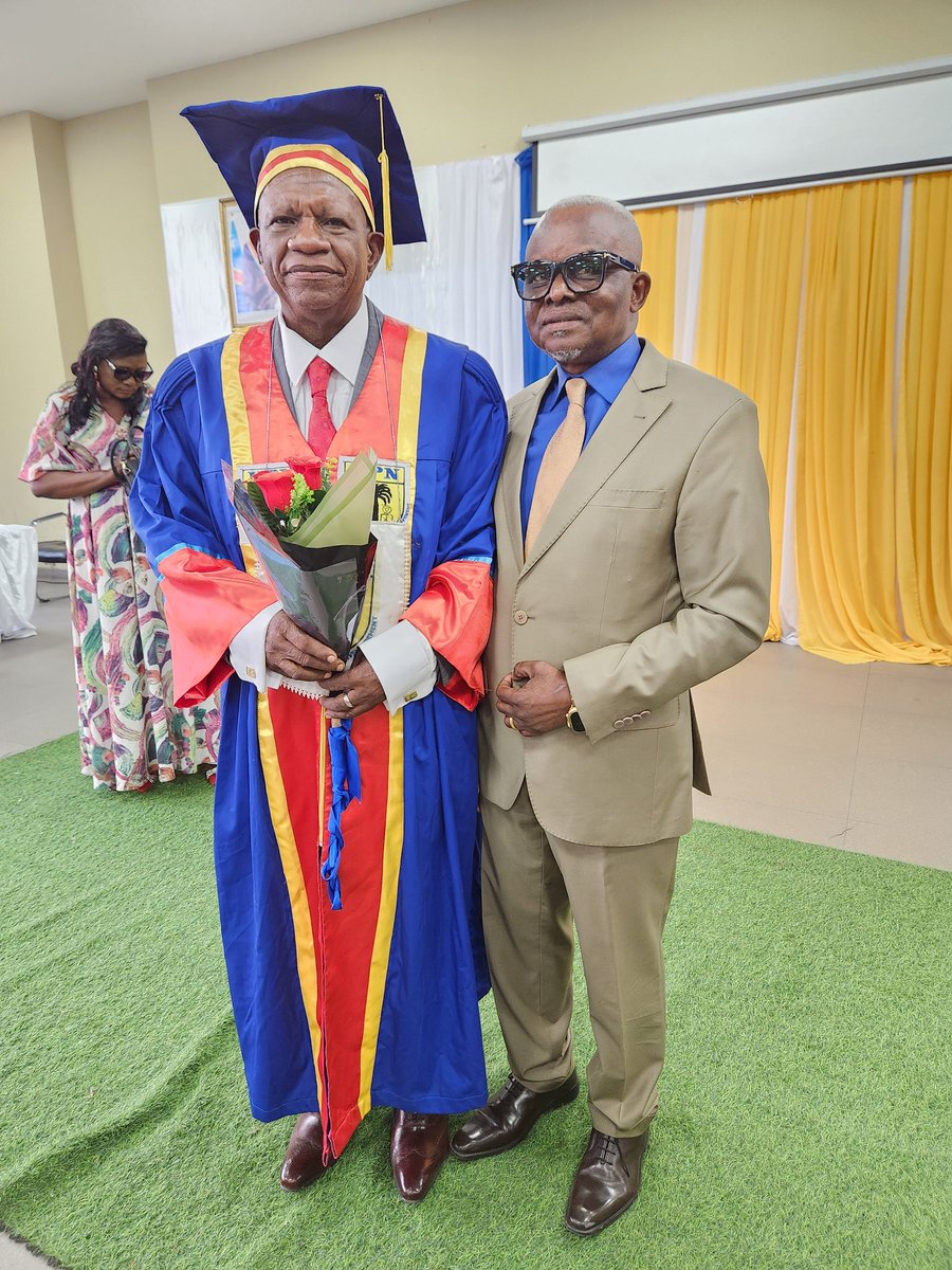 DesireMuwala's tweet photo. Vives félicitations à mon cousin Théophile MUMPALWO KWAMBAMBA, proclamé cette après-midi Docteur en Sciences pédagogiques, option Pédagogie scolaire de l’Université Pédagogique NATIONALE (UPN) https://t.co/9nGwc49sTZ