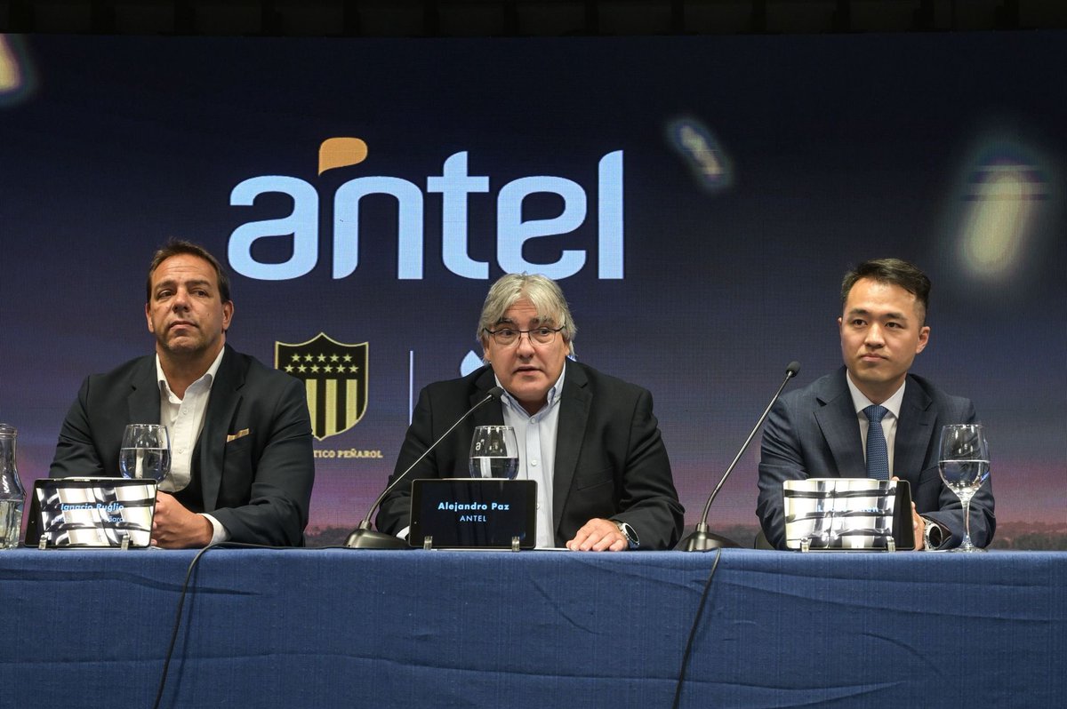 🤝 Alianza entre Peñarol, <a href="/AntelDeTodos/">Antel</a> y <a href="/Huawei/">Huawei</a> permite al Campeón del Siglo dar un salto de calidad y convertirse en el primer estadio de un club de fútbol del país en contar con tecnología 5G. 

📱 peñarol.org/Noticias/El-Ca…