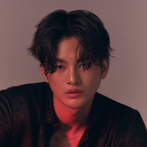 noirmilion tweet picture