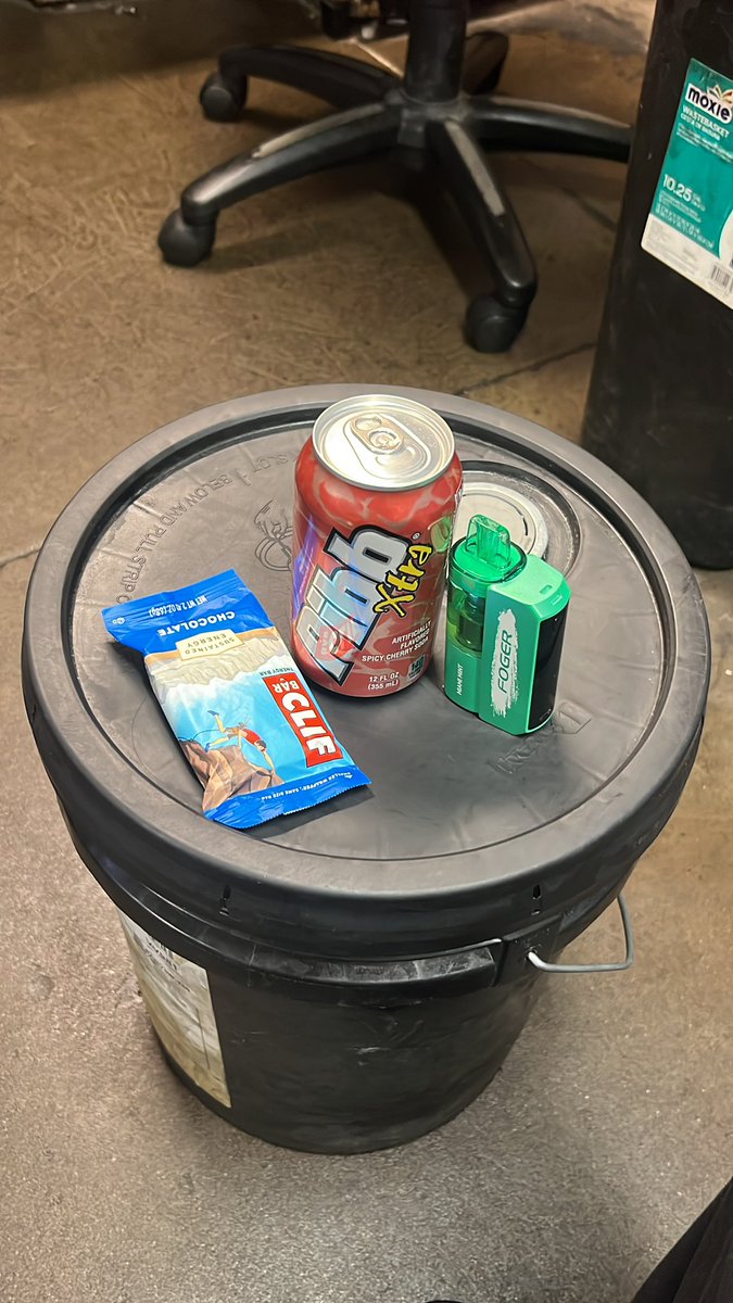 Lunch again this meal prep shit easy