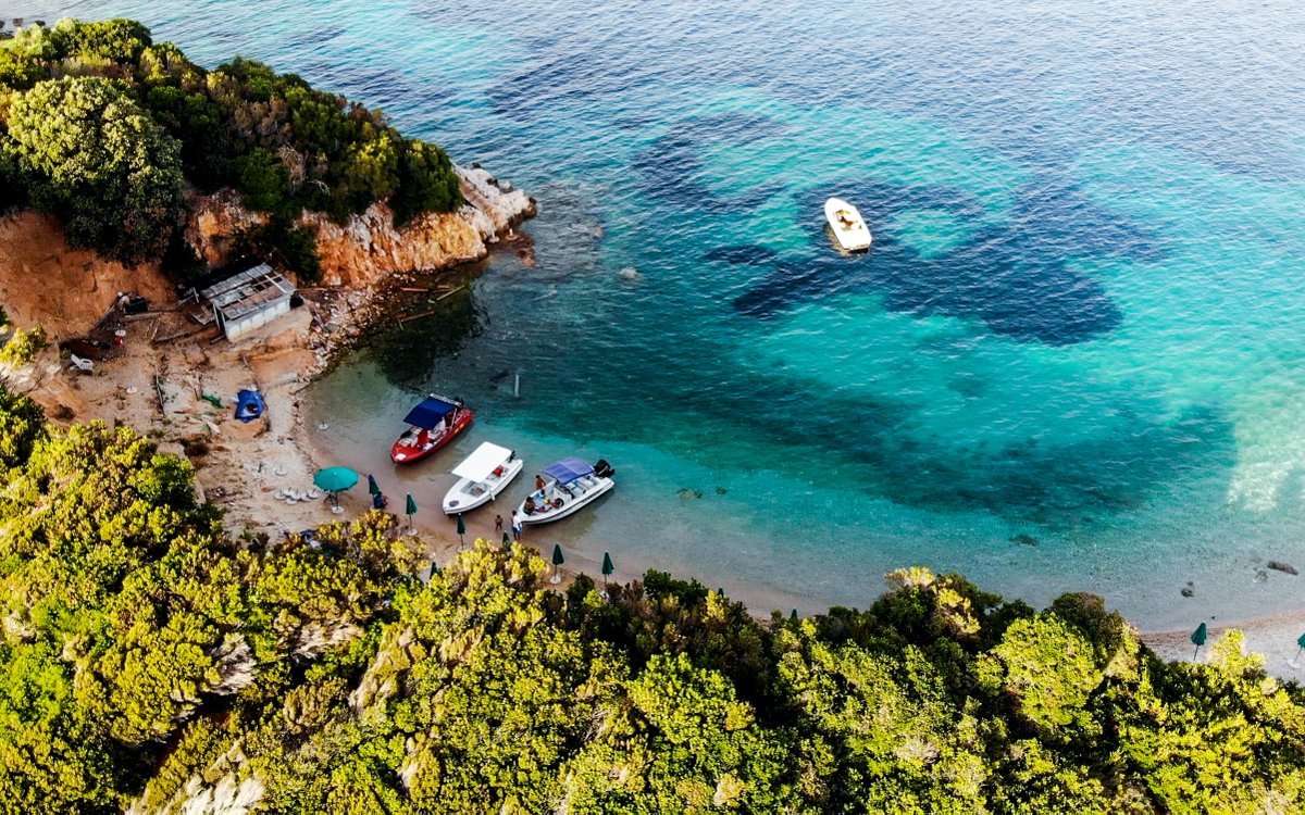 wanderanyway's tweet photo. Albania Road Trip Itinerary: Best Places to Visit in 2 Weeks👇
https://t.co/Z6fIBtrbag

#albania #roadtrip #balkans #europe #visitalbania https://t.co/7Ft4GVEYOI
