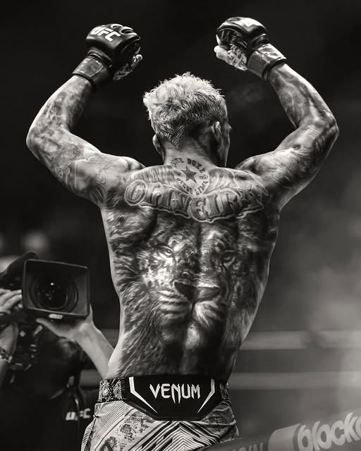 AnkleSpringed's tweet image. We are now 10 days away from Charles Oliveira smoking Gamrot. Win or Lose I am taking a break from Twitter for idk how long