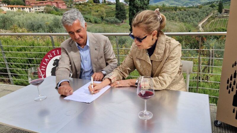 ☑︎ Sommelier del futuro, nasce la partnership Chianti Classico | Studenti canadesi visiteranno la Toscana con degustazioni, attività culturali e formazione professionale nel Chianti. | LEGGI QUI ➨ rossorubino.tv/?p=51707