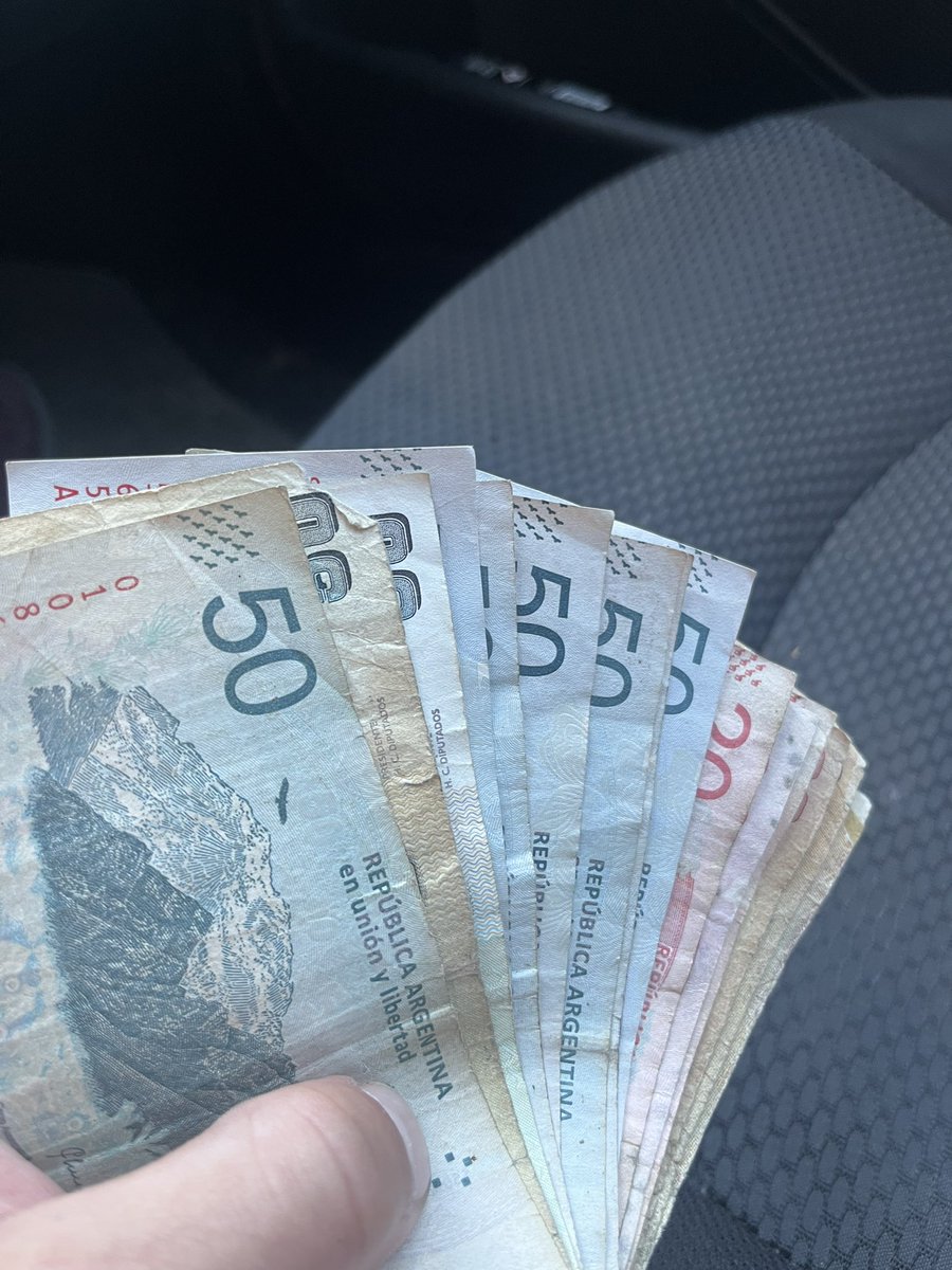 sebasimon04's tweet photo. no se vengan a hacer los amigos ahora 🫰🏼 https://t.co/OeckUdlRjr