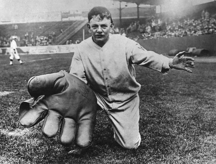 AugieNash's tweet photo. #OTD 1925 - Today is the 100th Anniversary of one of the most infamous trades in Cardinals history.

The Cardinals trade Slerd Skidmarks to the Brooklyn Robins for Tobias "Big Glove" Turdknuckle.

If you made it this far, I give you credit for actually reading my posts🐦 https://t.co/axodJhO7yd