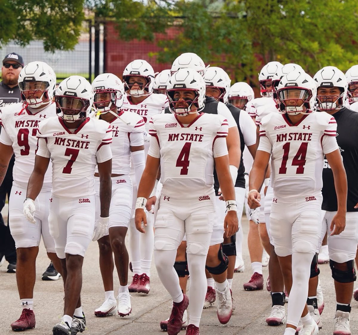 youngpbp's tweet photo. Weekday 🏈 in @ConferenceUSA begins tomorrow!

@NMStateFootball looks for their first 3-0 home start since ‘07. Join us on 📻 Thursday.

🆚 @BearkatsFB 
🗓️⏰ Thursday || 6pm MT Pregame
📻 99.5 FM KXPZ
🔊 https://t.co/V5jgn1QMuS
📱➡️ @tunein || https://t.co/EmoPItyMEj

#AggieUp https://t.co/77CBpmHWC0