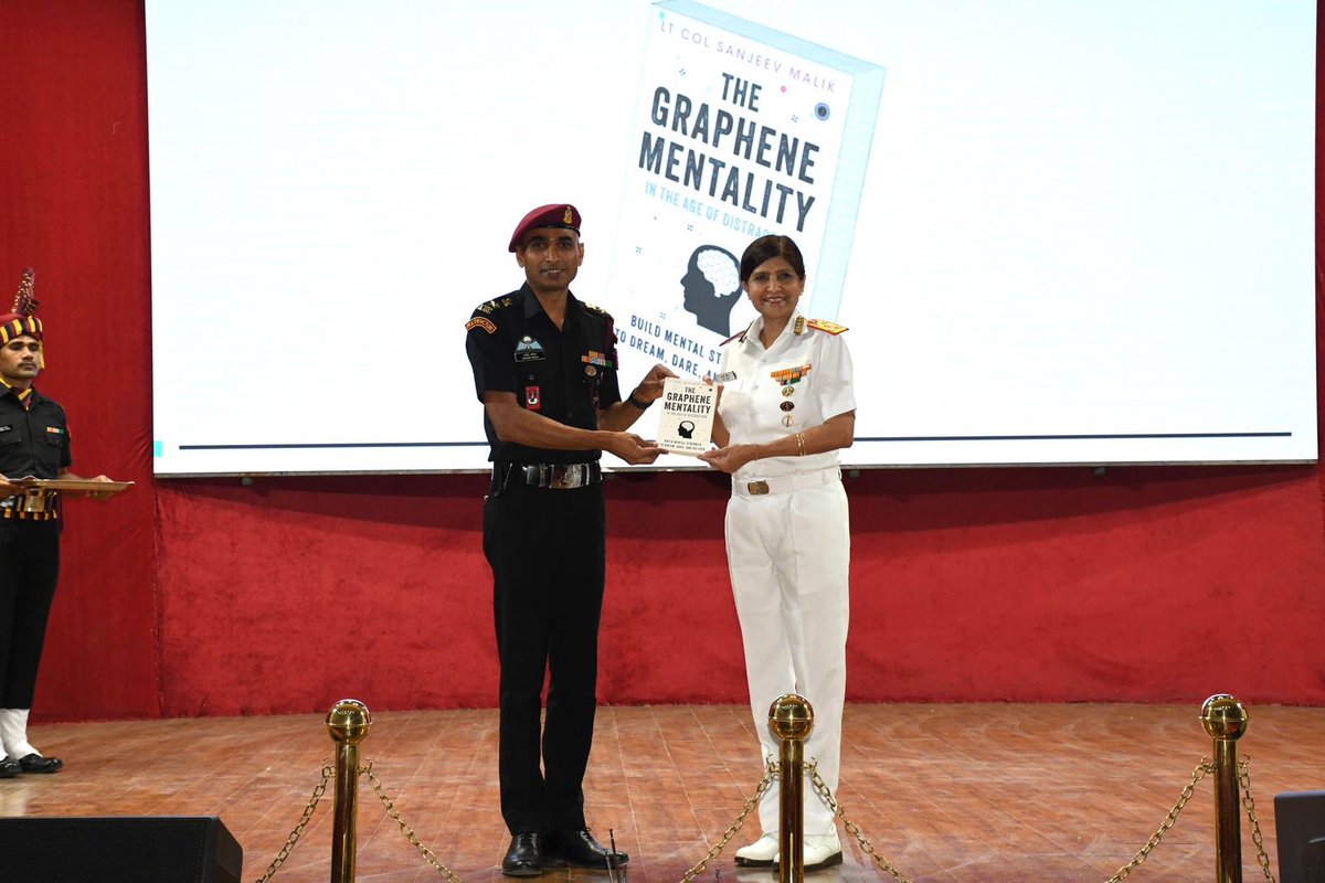 dgafms_mod's tweet photo. Surg VAdm Arti Sarin, #DGAFMS formally launched “The Graphene Mentality”, authored by Lt Col Sanjeev Malik of the #AMC. The book is a thoughtful exploration of the strength, flexibility, and resilience of the human spirit, qualities that are indispensable in today’s fast-paced and distracting world.  #DGAFMS complimented the author for his inspiring work and extended best wishes for its success in motivating readers and fostering a spirit of positivity and perseverance.

@adgpi 
@indiannavy
@IAF_MCC 
@HQ_IDS_India
@SpokespersonMoD 
@westerncomd_IA 
@DelhiArea_IA 

#DGAFMS
#AMC