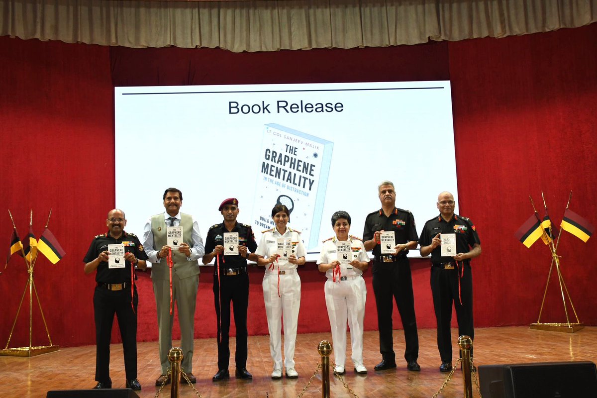 dgafms_mod's tweet photo. Surg VAdm Arti Sarin, #DGAFMS formally launched “The Graphene Mentality”, authored by Lt Col Sanjeev Malik of the #AMC. The book is a thoughtful exploration of the strength, flexibility, and resilience of the human spirit, qualities that are indispensable in today’s fast-paced and distracting world.  #DGAFMS complimented the author for his inspiring work and extended best wishes for its success in motivating readers and fostering a spirit of positivity and perseverance.

@adgpi 
@indiannavy
@IAF_MCC 
@HQ_IDS_India
@SpokespersonMoD 
@westerncomd_IA 
@DelhiArea_IA 

#DGAFMS
#AMC