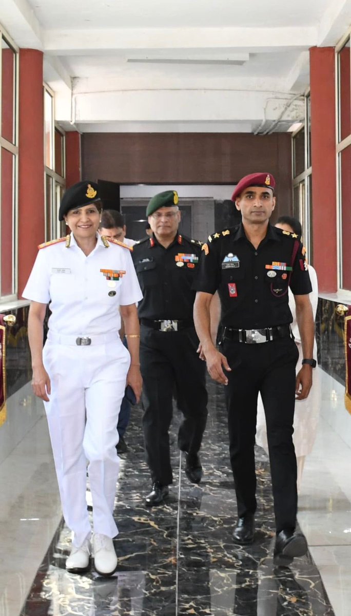 dgafms_mod's tweet photo. Surg VAdm Arti Sarin, #DGAFMS formally launched “The Graphene Mentality”, authored by Lt Col Sanjeev Malik of the #AMC. The book is a thoughtful exploration of the strength, flexibility, and resilience of the human spirit, qualities that are indispensable in today’s fast-paced and distracting world.  #DGAFMS complimented the author for his inspiring work and extended best wishes for its success in motivating readers and fostering a spirit of positivity and perseverance.

@adgpi 
@indiannavy
@IAF_MCC 
@HQ_IDS_India
@SpokespersonMoD 
@westerncomd_IA 
@DelhiArea_IA 

#DGAFMS
#AMC