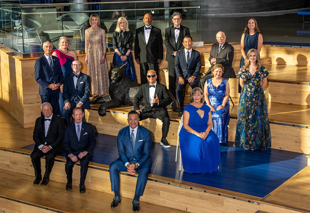 UKCPH's tweet photo. Congrats to Dr. Caroline Pogge, MHA, DrPH, on her induction into the UK Alumni Hall of Distinguished Alumni! From Iraq deployments to Fordham lectures, her service, leadership &amp; mentorship are shaping tomorrow’s public health leaders. 

Read more: https://t.co/OUGsnHMHAv https://t.co/UhKx37bY0o