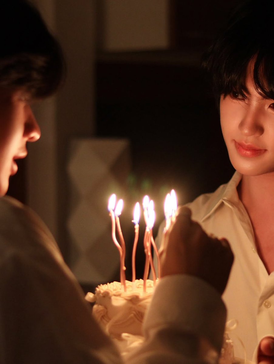 itawd99's tweet photo. 🎂🥺🤎💛

#ลาเต้25อิอิซ่าห้าห้าบวก
#29thChapterOfKim
#LatteKim https://t.co/emzmx5dnmG