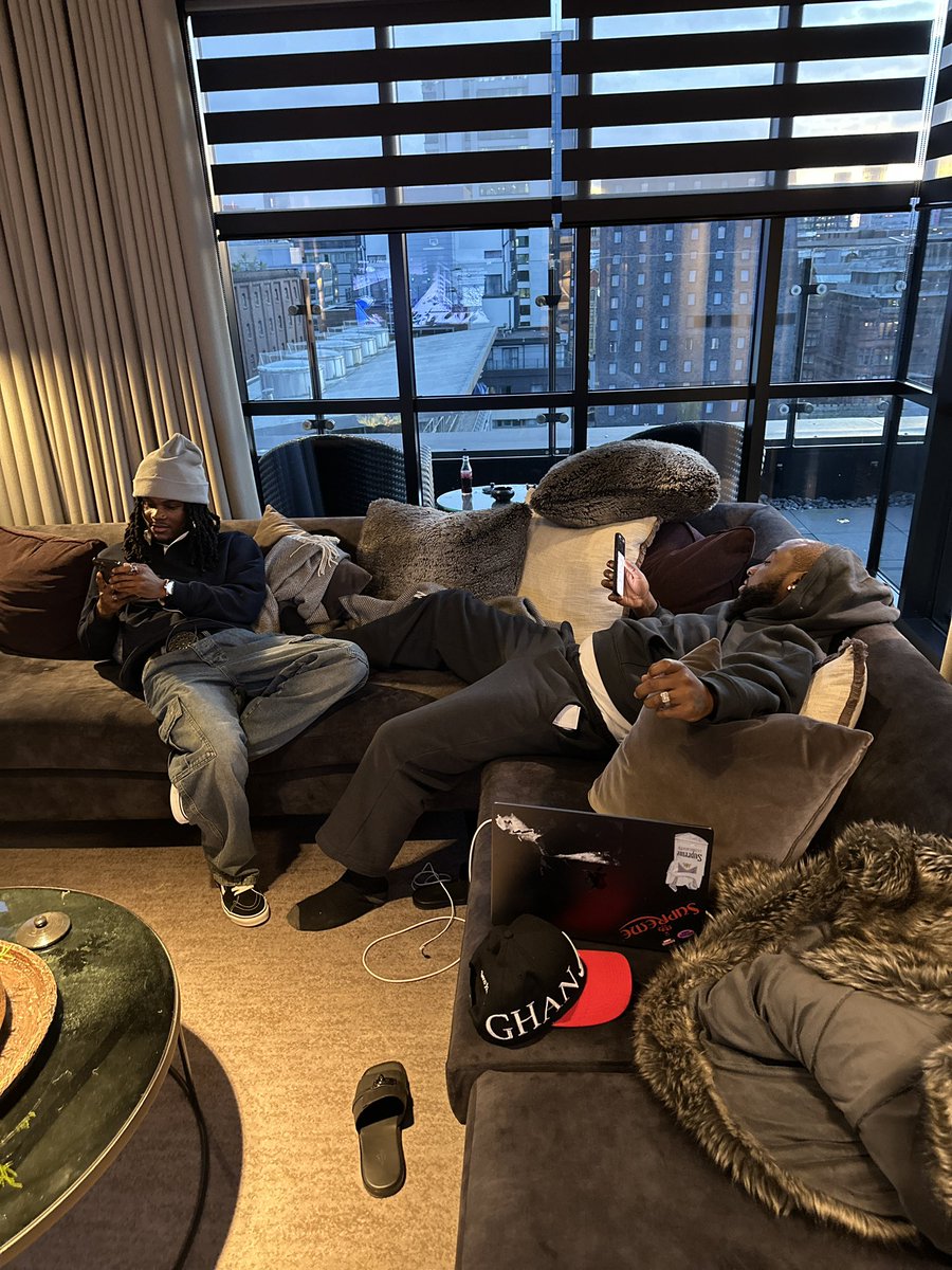 mightyyout's tweet photo. Shey i go lie for you ??? Lol..  #mightyyard 🏠 https://t.co/gwWqbjdJKY