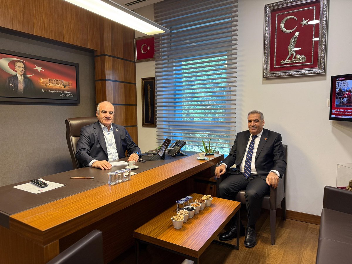 📍TBMM 

Gazi Meclisimizde bizleri ziyaret eden,İl Genel Meclisi Başkanımız Mehmet Can Erdoğan’a nazik ziyaretlerinden dolayı teşekkür ediyorum.