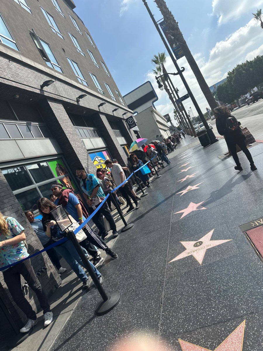 Alyssa Holmes tweet media