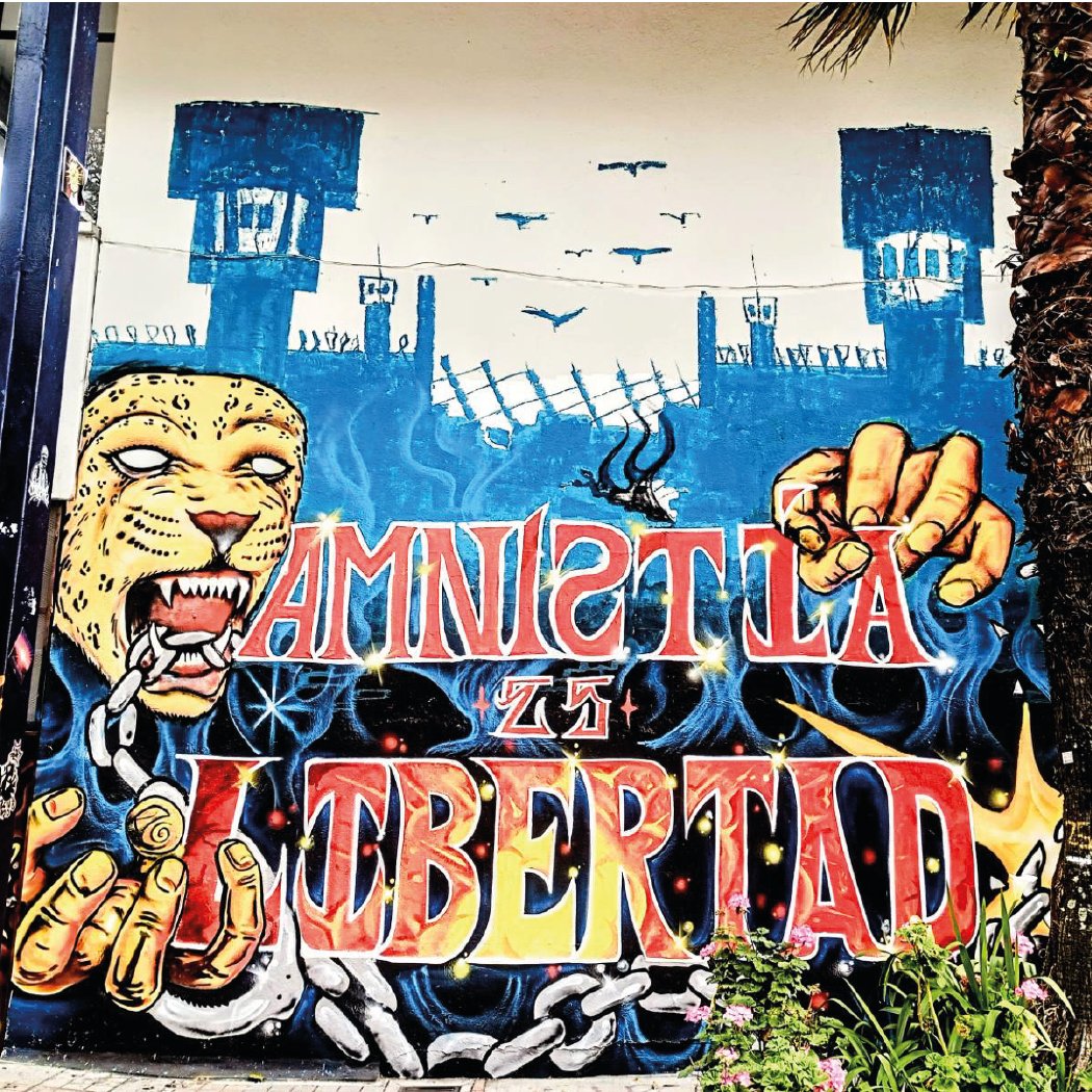 Amnistía Total a lxs presxs y perseguidxs por luchar🔥

Mural realizado en la Universidad Pedagógica Nacional por la libertad y el cierre de los procesos de judicialización en contra de...👇🏾👇🏾