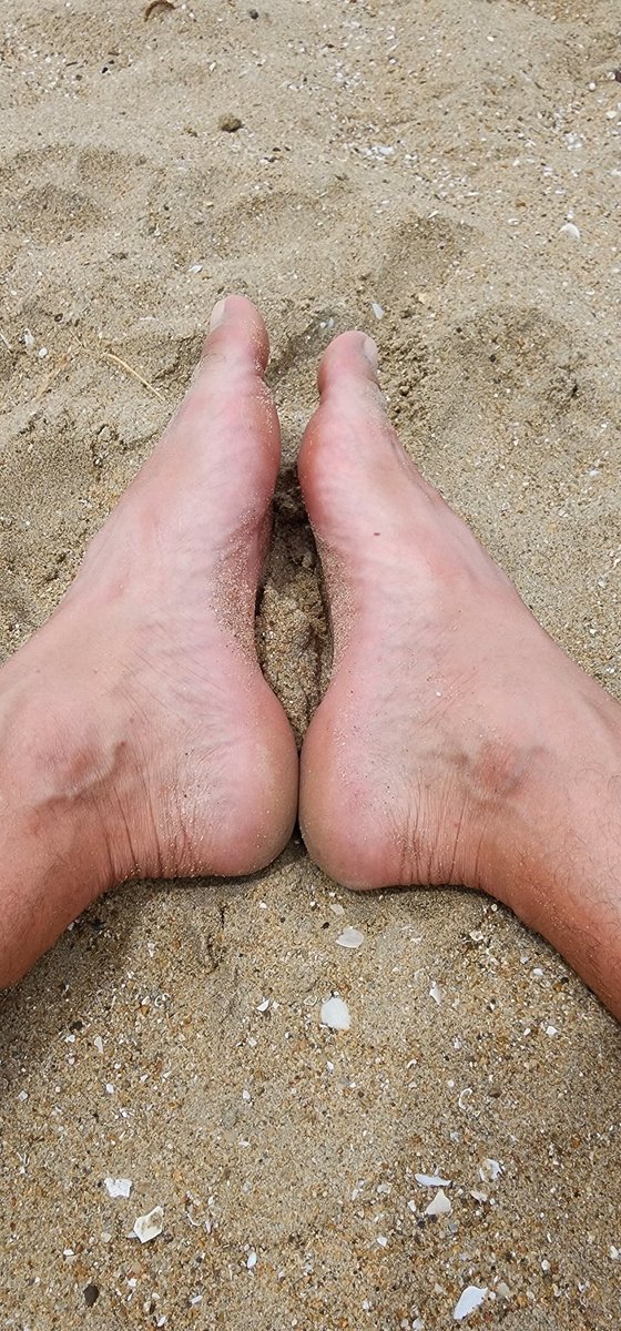 RSoleKing's tweet photo. Arch lovers, this one’s for you 😏 Every curve and line… imagine running your fingers along these 👣 Full gallery inside 🔥
#MaleFeet #FootFetish #Soles #Arches #Toes #FeetLovers #FeetVideo #OnlyFans https://t.co/K29HYWT2xg