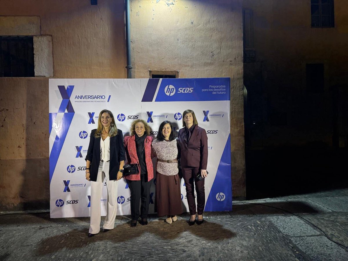 Recientemente hemos acompañado a HP <a href="/HPEspana/">hpespana</a>
en el 20 aniversario de su primer Observatorio Tecnológico en León y en el 10 aniversario de <a href="/HPSCDS/">HP SCDS</a>. 

Dos décadas de innovación, fomento del empleo y respaldo a la tecnología. 👏🏻