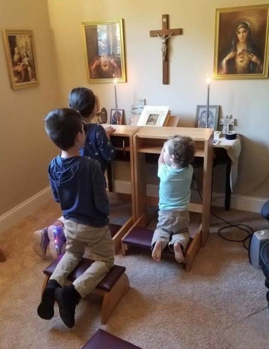 PrayTheRosary12's tweet image. Raise them right