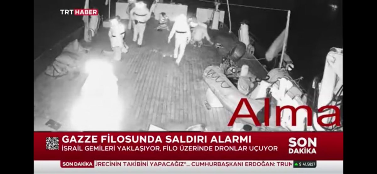 🔴Sumud filosunun amirali Alma gemisini İsrail gemileri kuşattı.

Türk Aktivist Yaşar Yavuz anlatıyor.

“Tek korkumuz Gazze’ye bu yardımları götürememiz”

#GlobalSumudFilotilla
 #MyAgendesumud
 #myagendasumud