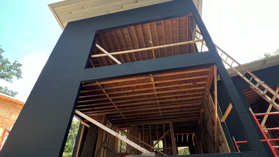 BldngEnclosure's tweet image. Whether you’re selling, specifying, or installing building envelope materials, here’s a quick overview of vapor retarders versus vapor barriers. - @BenjaminObdyke 

buildingenclosureonline.com/articles/94166…

#vapor #barriers #construction #building