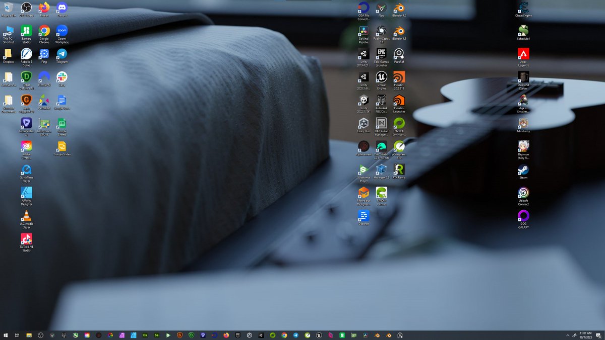 Junomars3d's tweet image. This could be a fun... There are two types of people in this world: desktop minimalists and desktop maximalists. I think you can tell which one I am. 😂

Which team are you on? Show me your screen!
(I&apos;m both ngl)
#ShowYourDesktop #DesktopSetup #DesktopOrganization #PCGaming #Tech