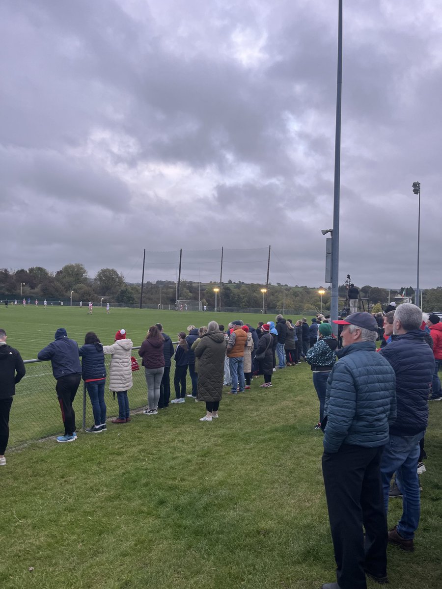 AmolanFlynn's tweet photo. ⁦@RebelOg_⁩  ⁦@REBELOGNORTH⁩ ⁦@OfficialCorkGAA⁩  U18 north Cork final ⁦@clydaroversgaa⁩  lights on for training but no lights on for match ⁦@Ballygiblingaa⁩ ⁦@CrokeRovers⁩ https://t.co/0Lbv5SAT0I