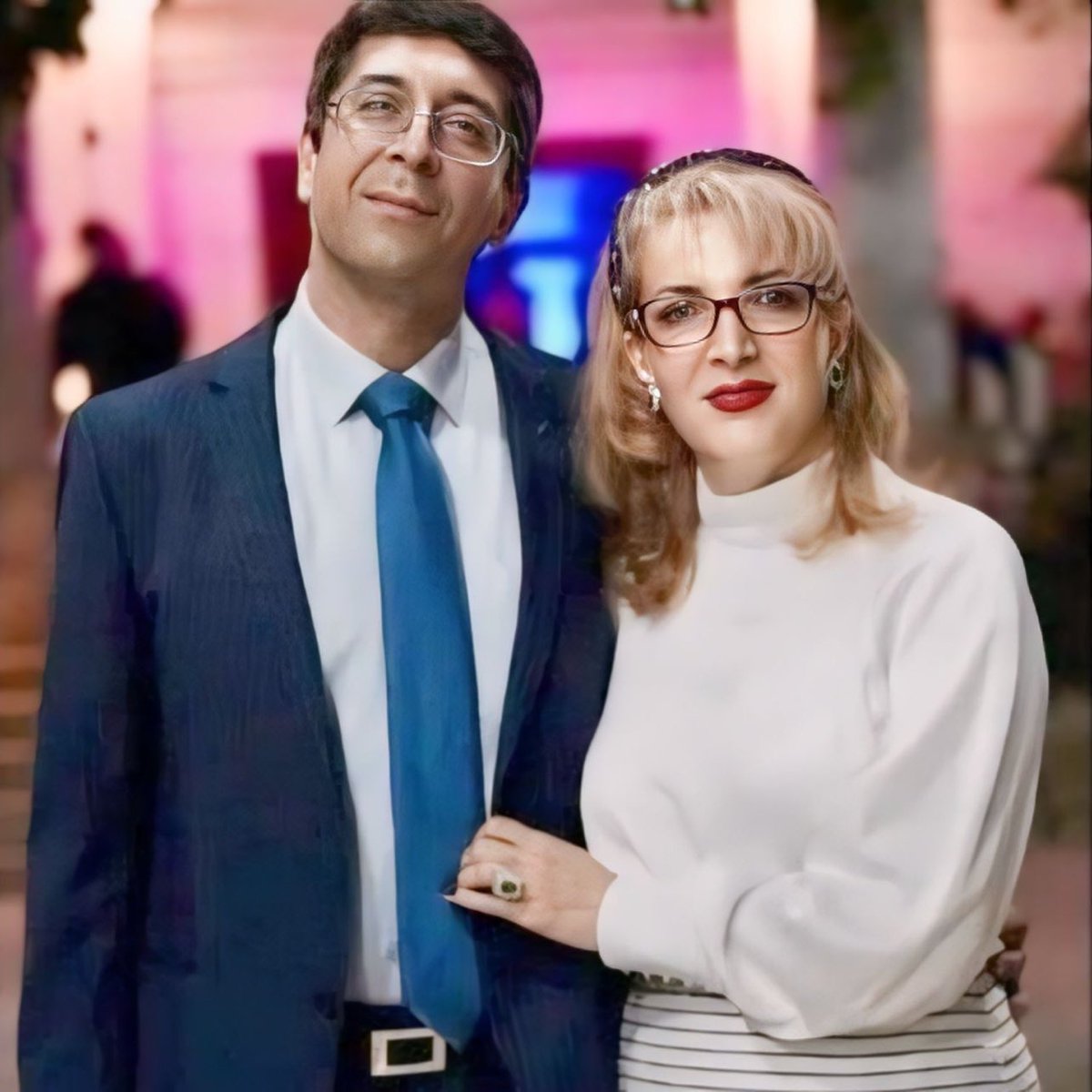 aamirhoossein's tweet image. به یاد دکتر #حمید_قره‌حسنلو و #فرزانه_قره‌حسنلو که با وجود بیماری هنوز در زندان و تبعید هستند.

#مهسا_امينی
#علیه_فراموشی