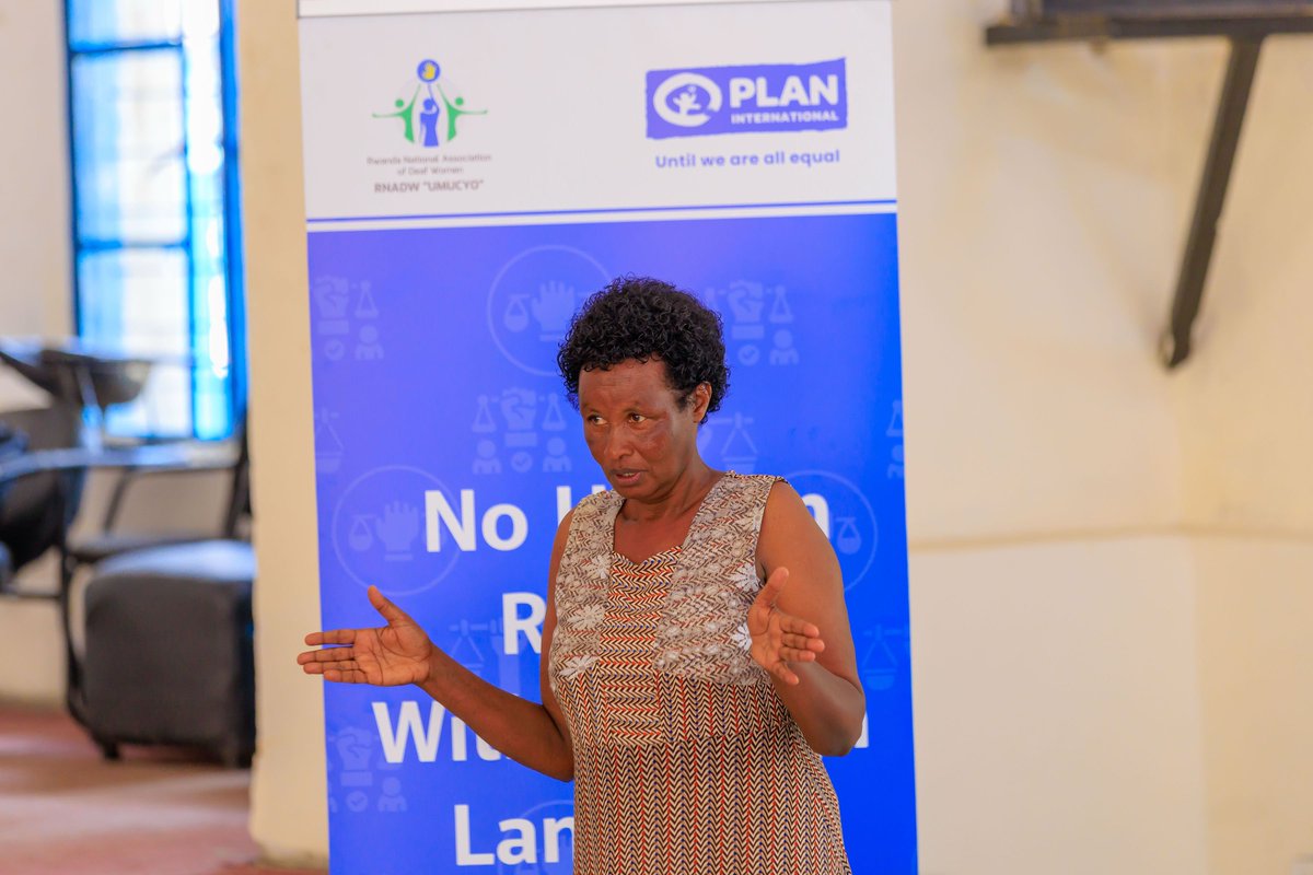 RwandaDeafwomen's tweet photo. Day 1 #IWDP2025: kicks off powerfully at @Yego_Kimisagara! Parents poured out heartwarming stories of love for their Deaf children, embracing Sign Language. "RSL is my child's voice—it's their right!" one mom vowed emotionally. 

"No Human Rights Without Sign Language Rights"!💖 https://t.co/gw09YpLgen