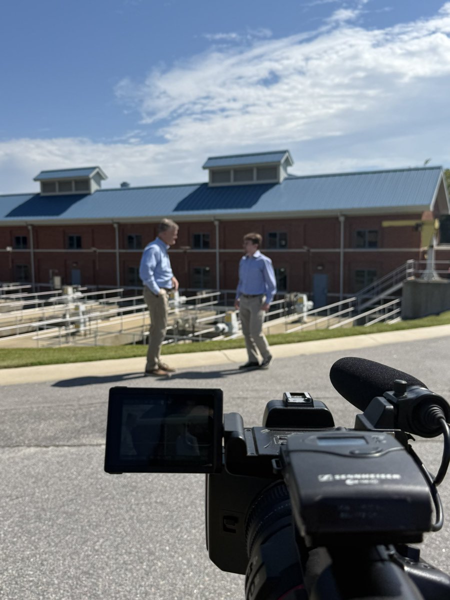 Spent the day by the river with <a href="/TylerGPerrone1/">Tyler G Perrone</a>! ☀️

See why on Carolina News today at 4 and 4:30 p.m. 📺

<a href="/USCCarolinaNews/">USC Carolina News & Reporter</a>