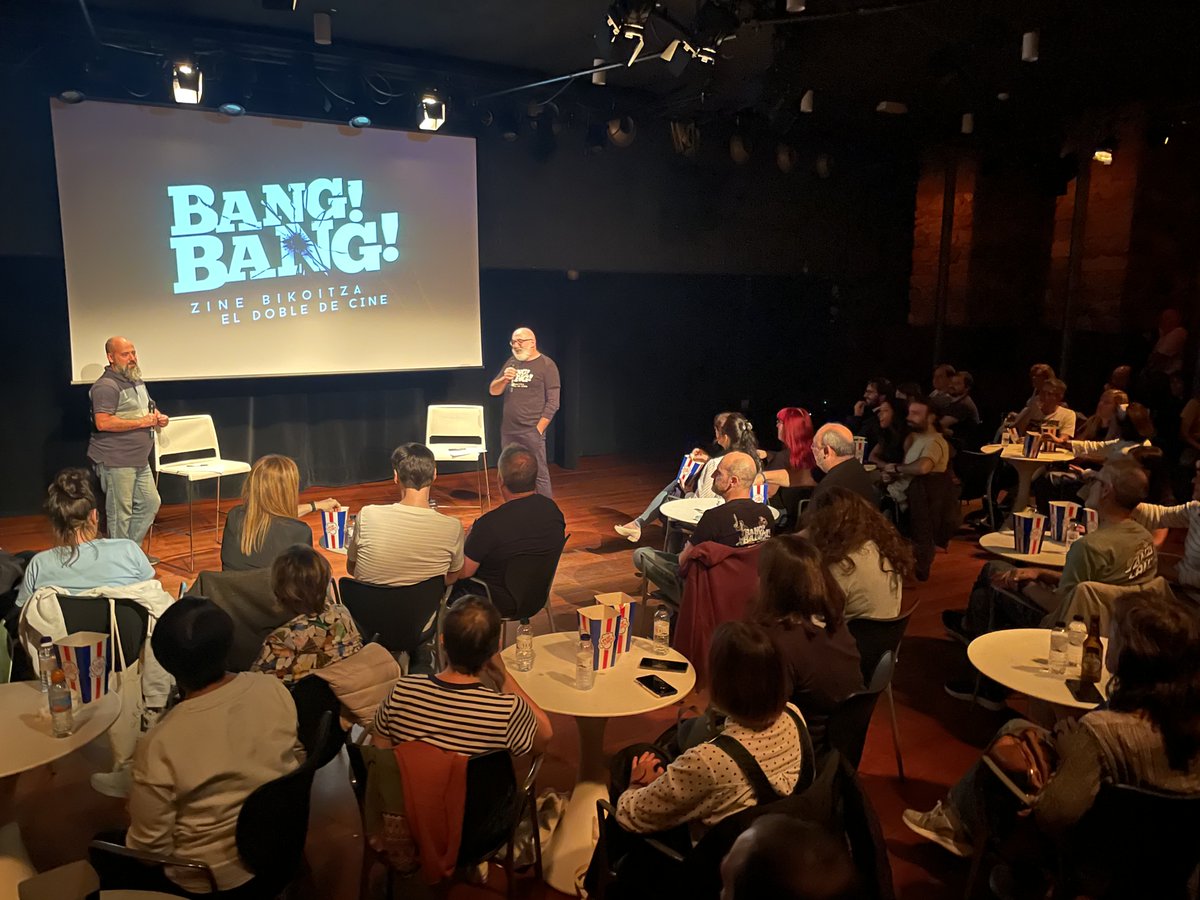 Club Aretoa bete-beteta ikustea denboraldi berriaren nobedadeak aurkezteko izugarria izan da. 
Mila esker gurekin egon zareten guztioi eta bereziki ⁦<a href="/cineffo/">josemi beltran</a>⁩ eta ⁦<a href="/donostiakultura/">Donostia Kultura</a>⁩ -ri aretoa lagatzeagatik. 
Antzoki Zaharrean elkar ikusi arte!
Gora Bang Bang!