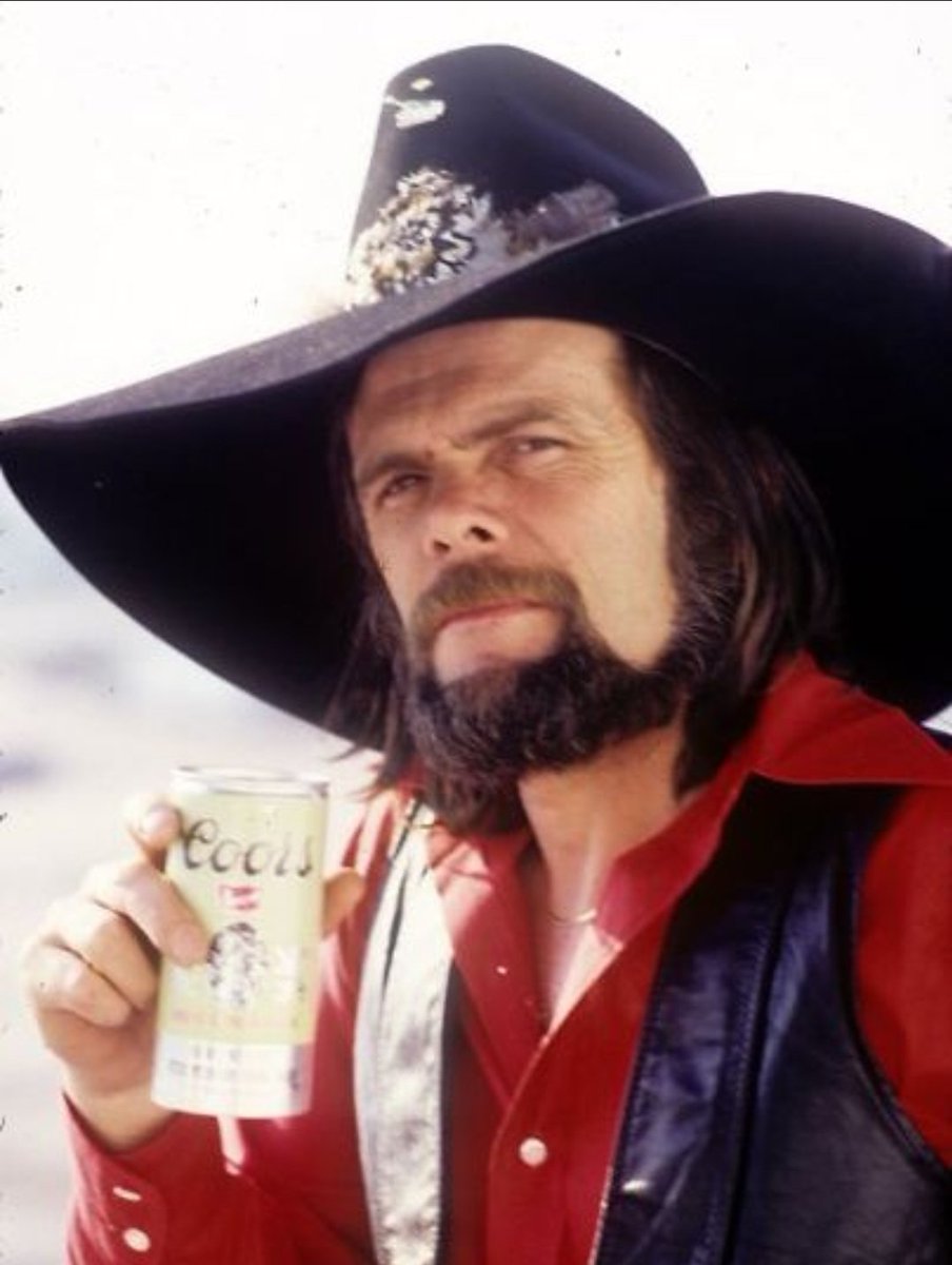 BobRams35440344's tweet image. What the hell is a Bad Bunny?