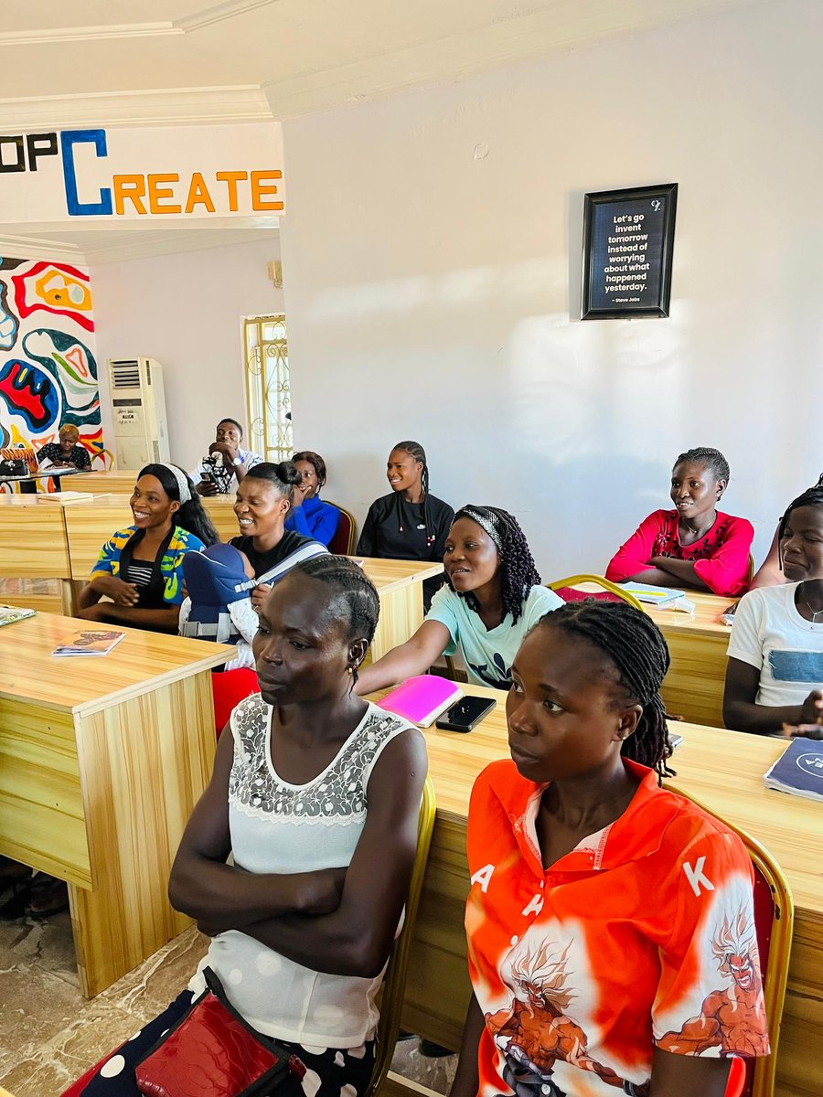 julbyenjoy's tweet photo. Day 4 empowering rural women with digital literacy @LangtangIHub .
Today we talked about the power of social media, and reasoning AIs.
Trust me their minds were blown and I had a proud teacher moment.
Imagine empowering more rural women across every state with digital literacy. https://t.co/CFt7e8DREs